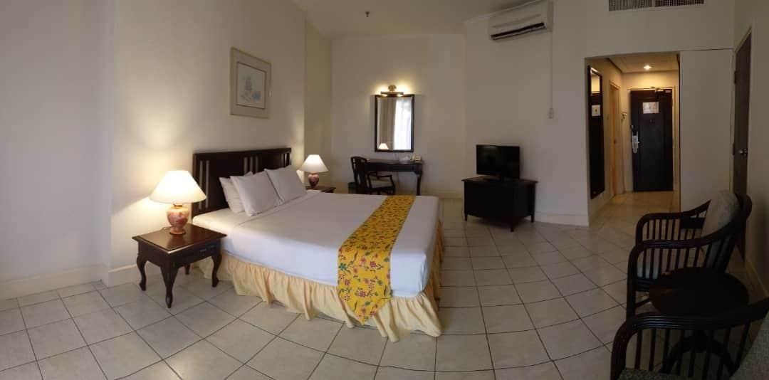 The Orient Star Resort Lumut Extérieur photo