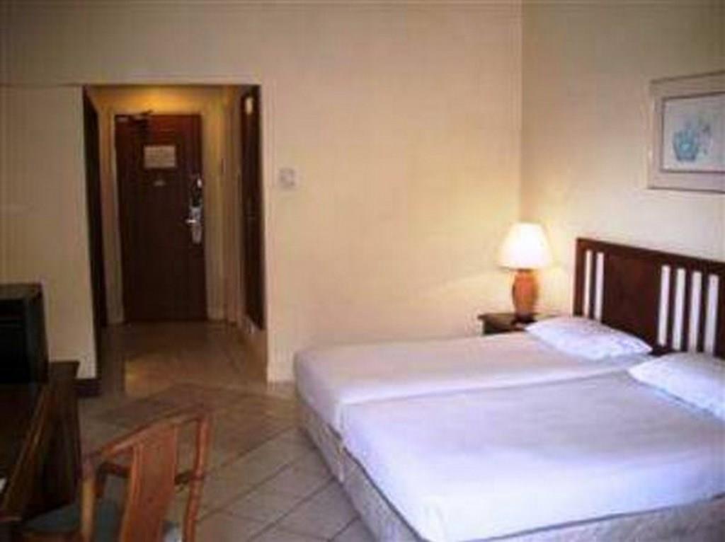 The Orient Star Resort Lumut Extérieur photo
