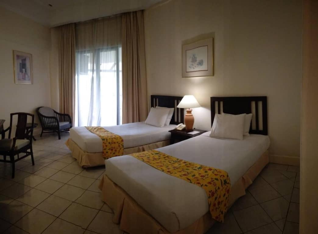 The Orient Star Resort Lumut Extérieur photo